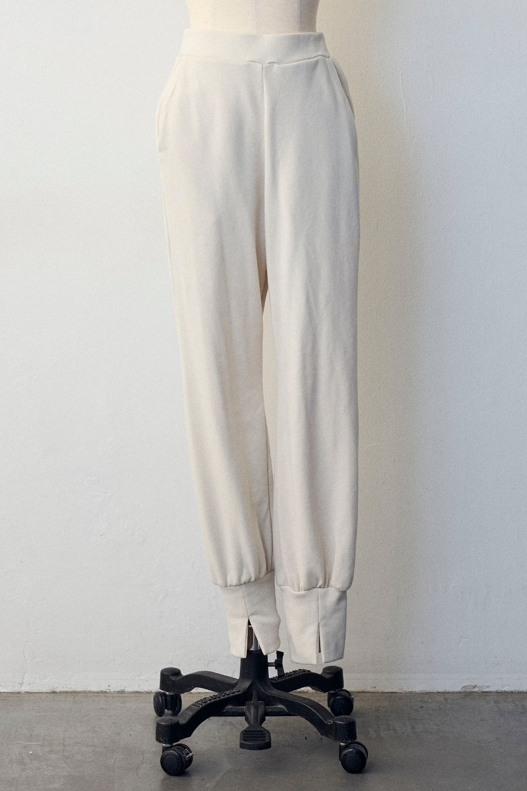 [予約]ライトスウェット美ラインジョガーパンツ