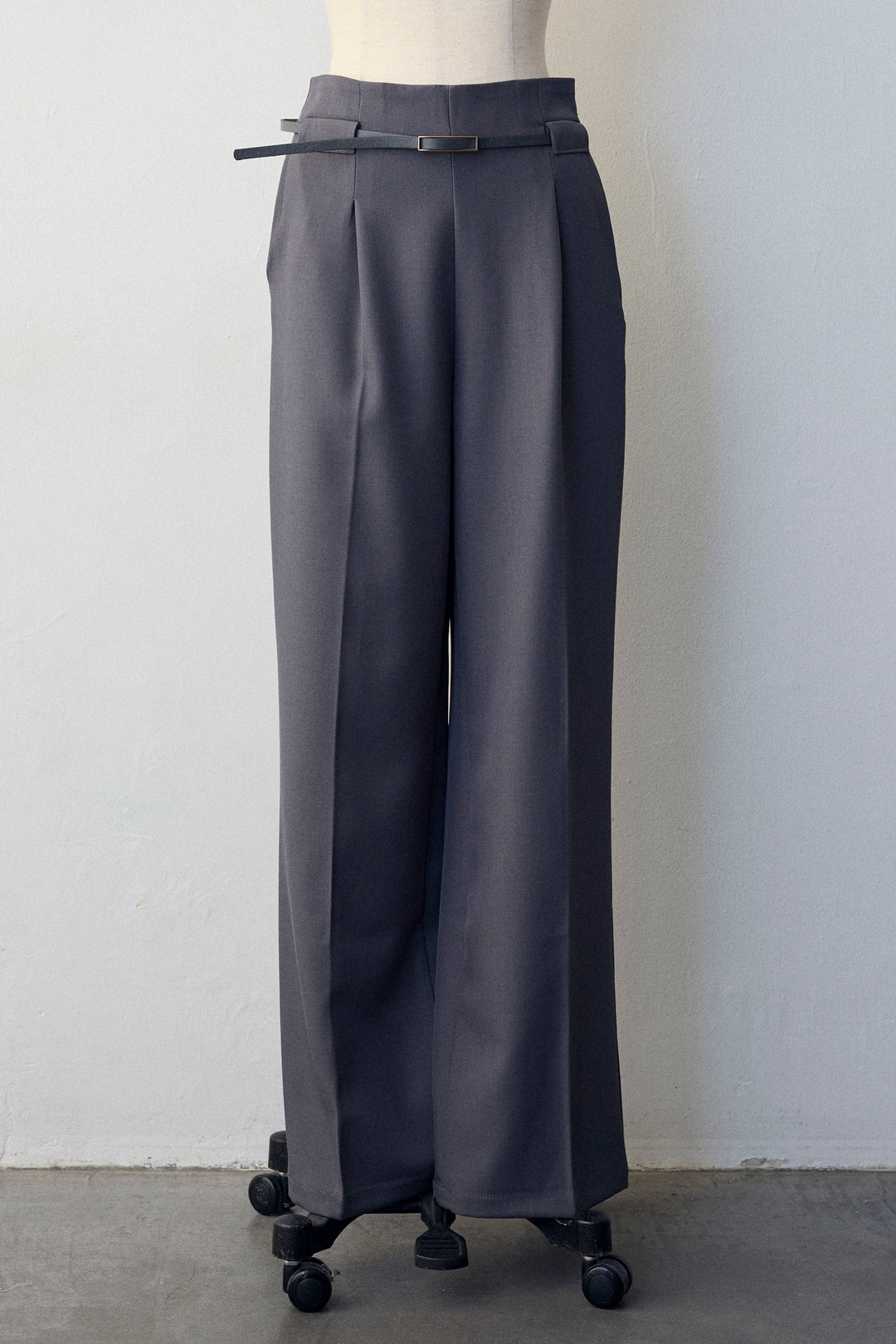 [予約]ポイントベルトセットストレートワイドパンツ