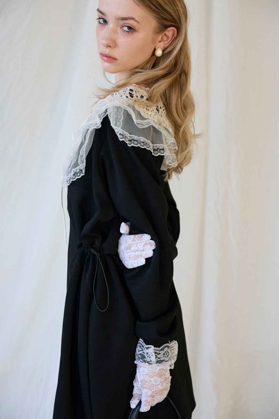 [予約]ダブルレースカラーウエストシェイプミニワンピ