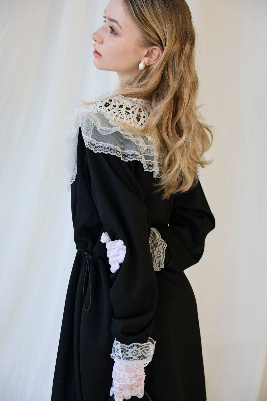 [予約]ダブルレースカラーウエストシェイプミニワンピ