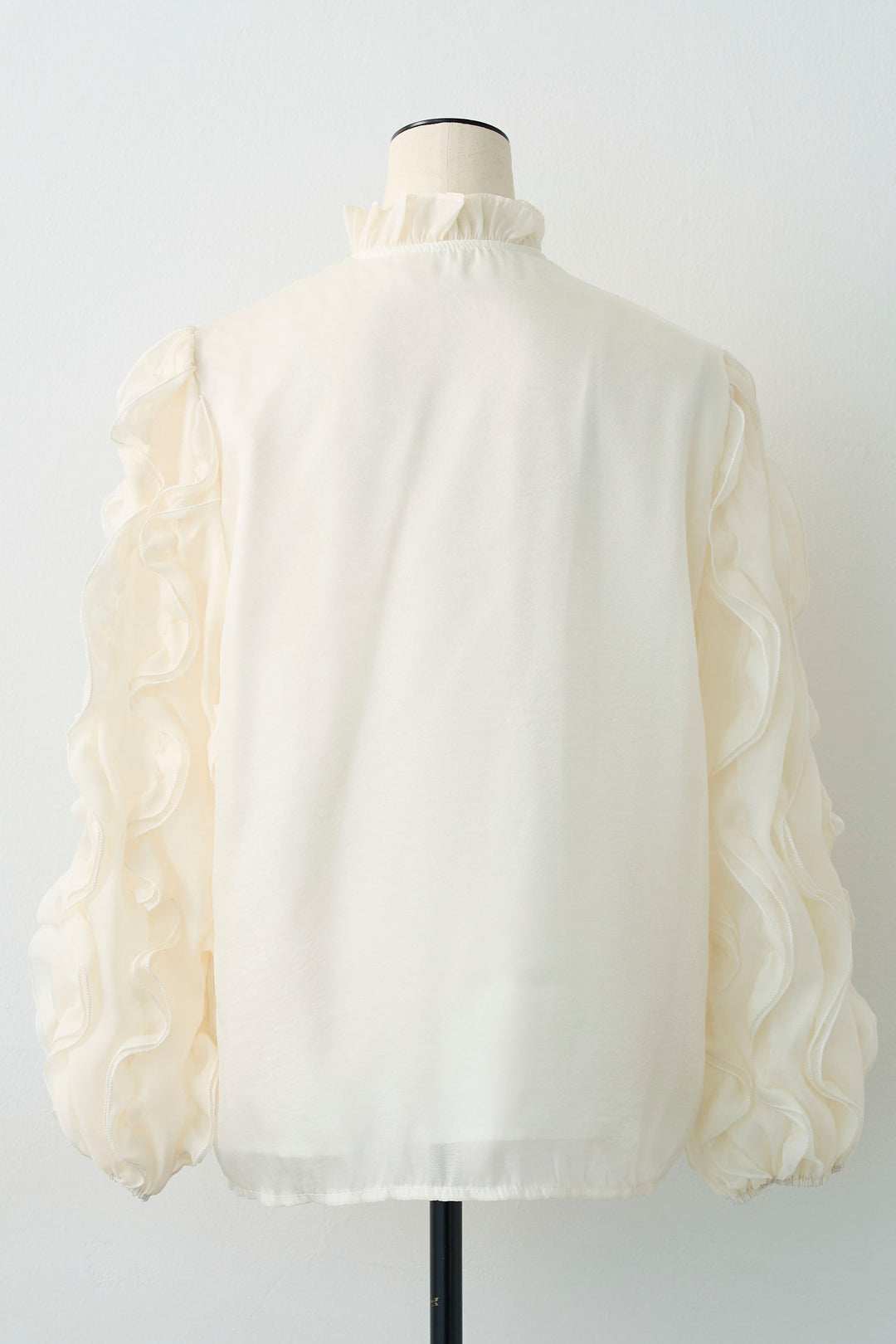 [予約]エアリーフリルブラウス