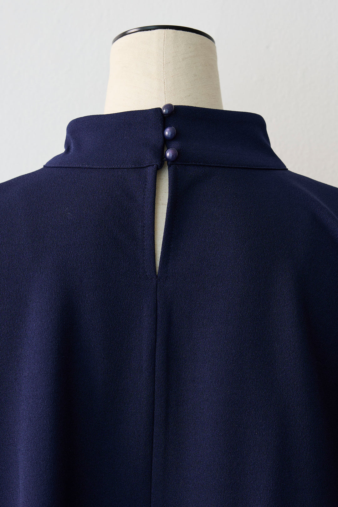 [予約]シアーリボン異素材ドッキングペプラムブラウス