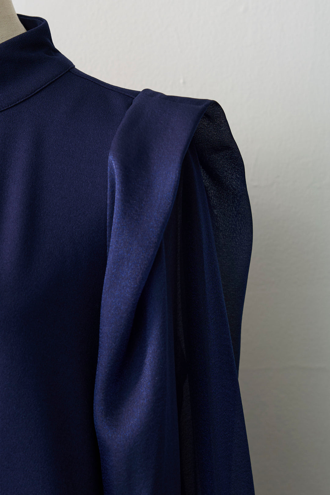 [予約]シアーリボン異素材ドッキングペプラムブラウス