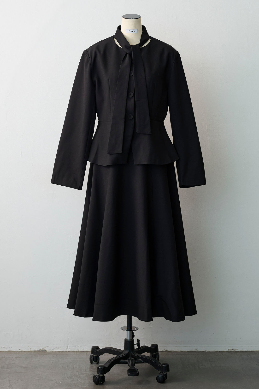 [予約]エフォートレスノーカラージャケットセットアップ