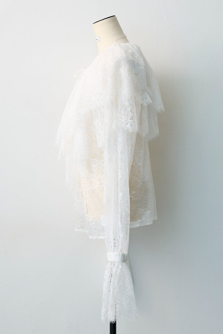 [予約]繊細レースレースアップフリルブラウス