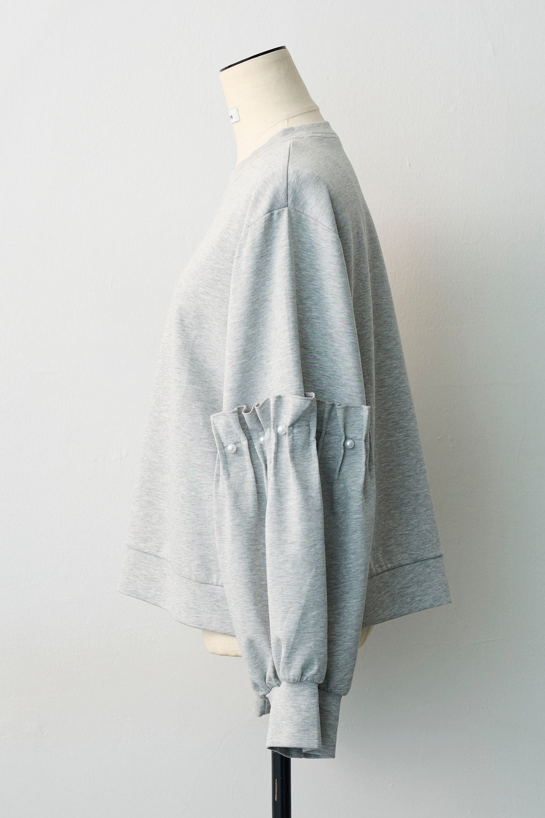 [予約]タックパールスリーブプルオーバー