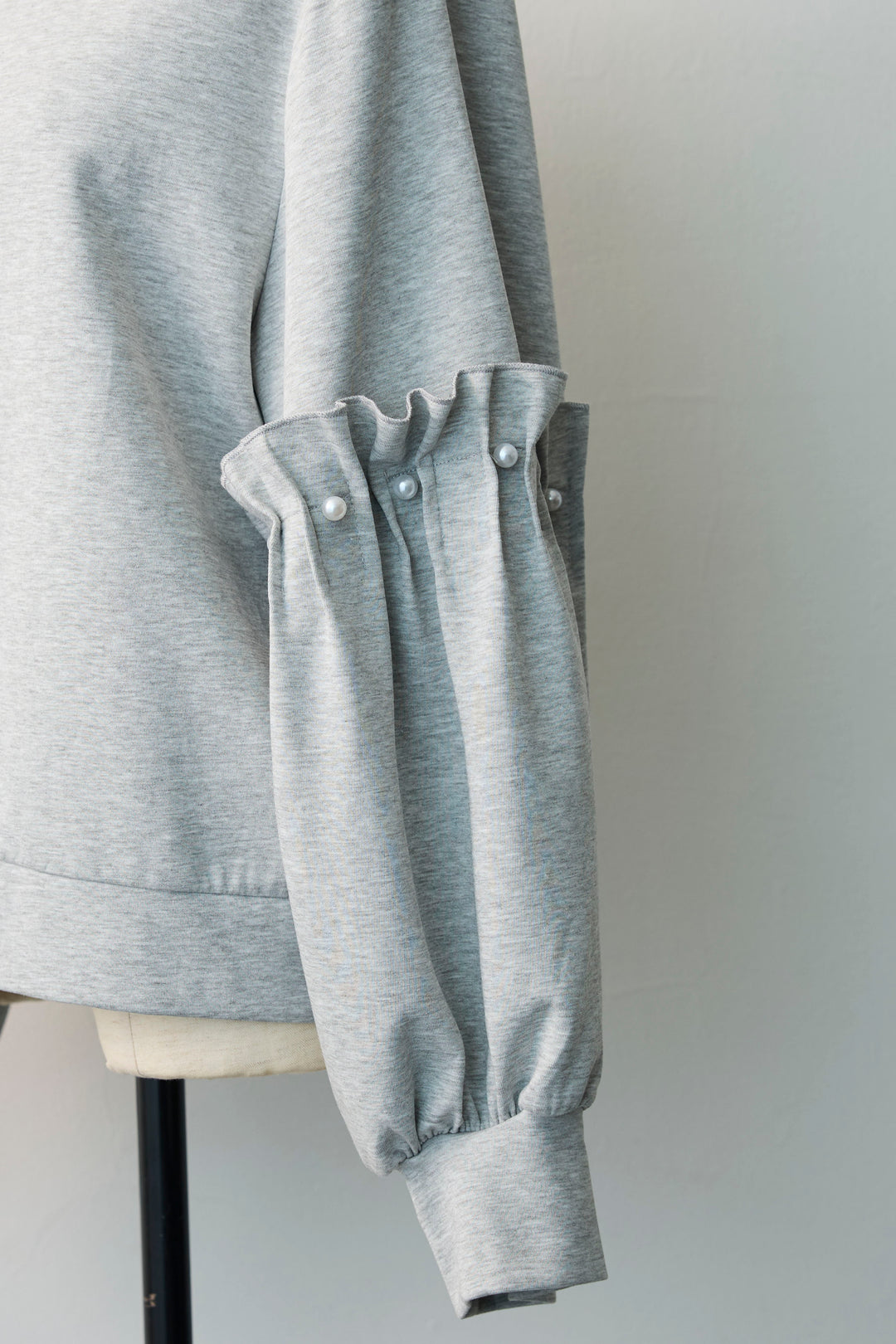 [予約]タックパールスリーブプルオーバー