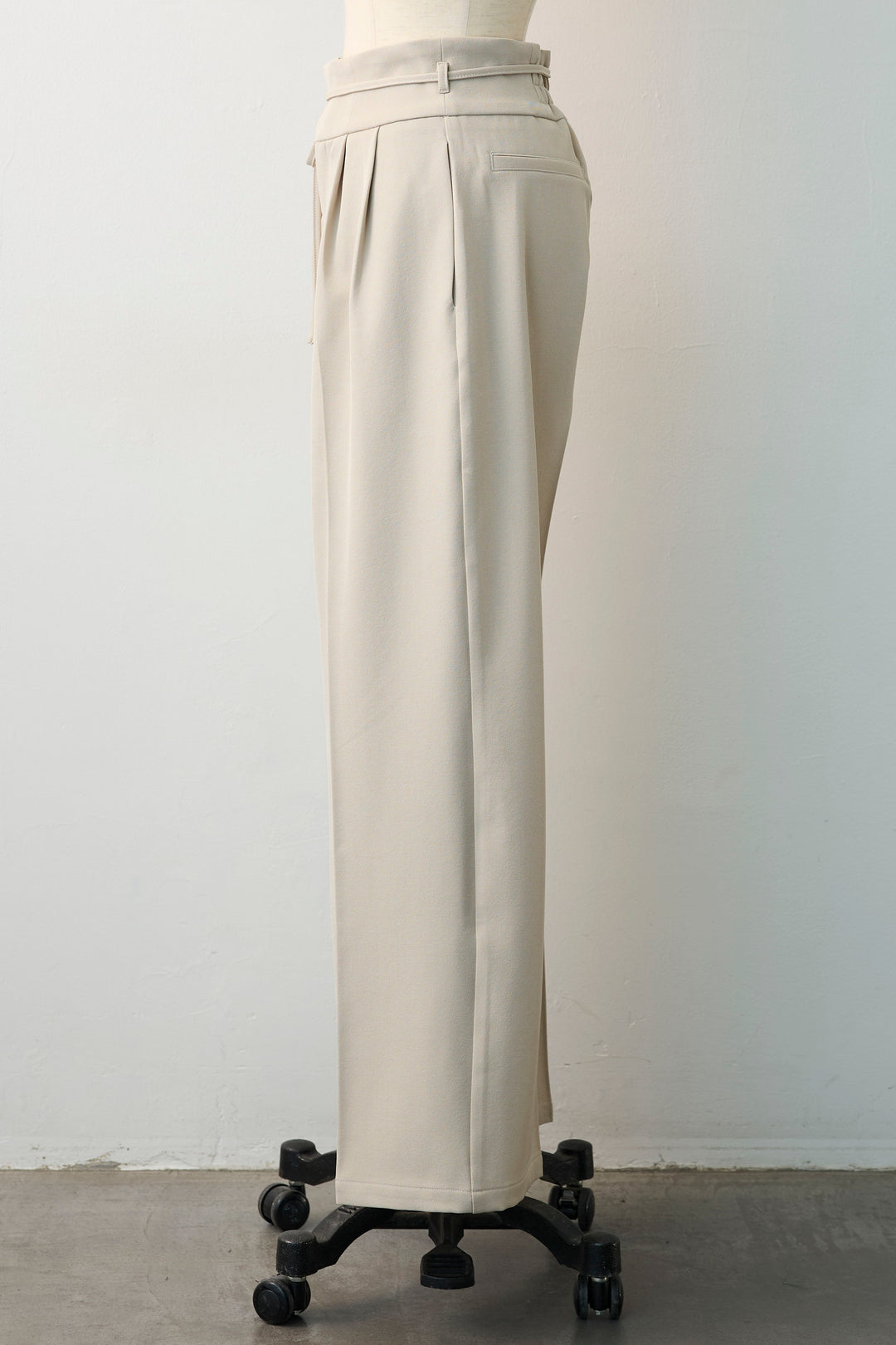 [予約]ハイウエストリボン付きストレートパンツ