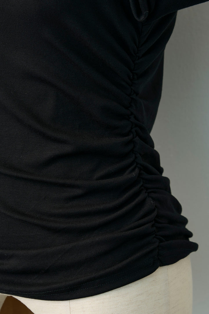 [予約]サイドギャザーフレアチュールカフストップス