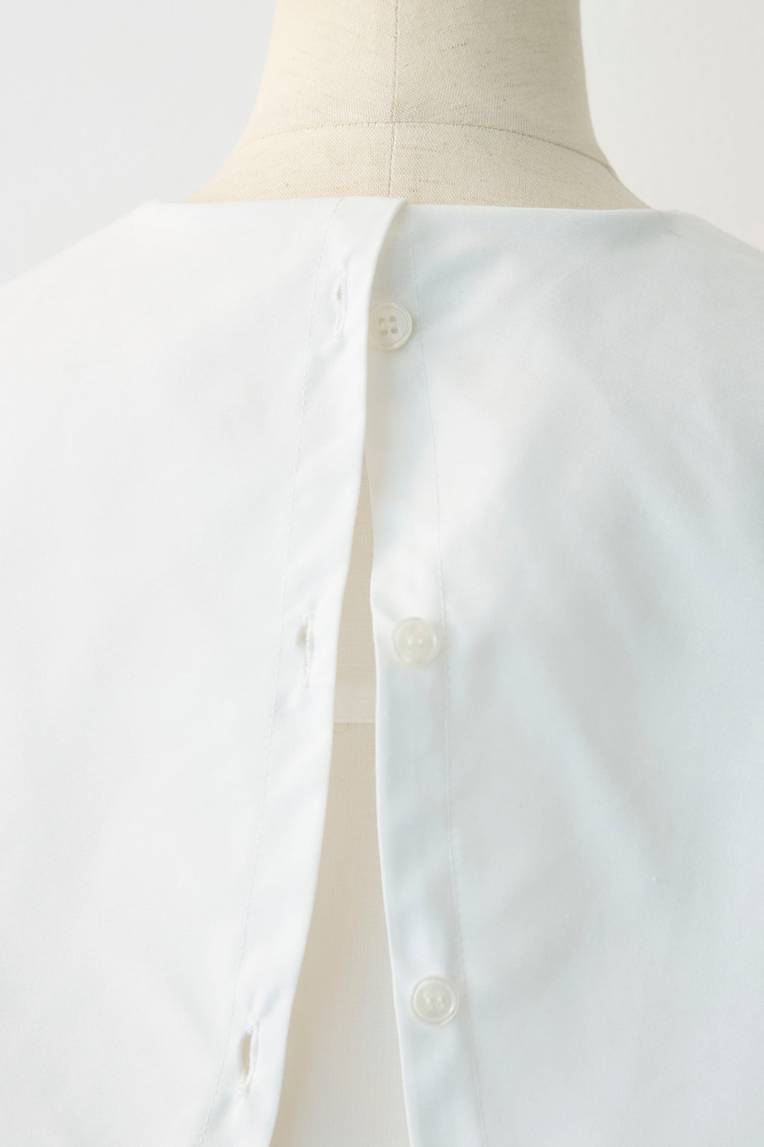 [予約]BIGフリルデザインシャツ