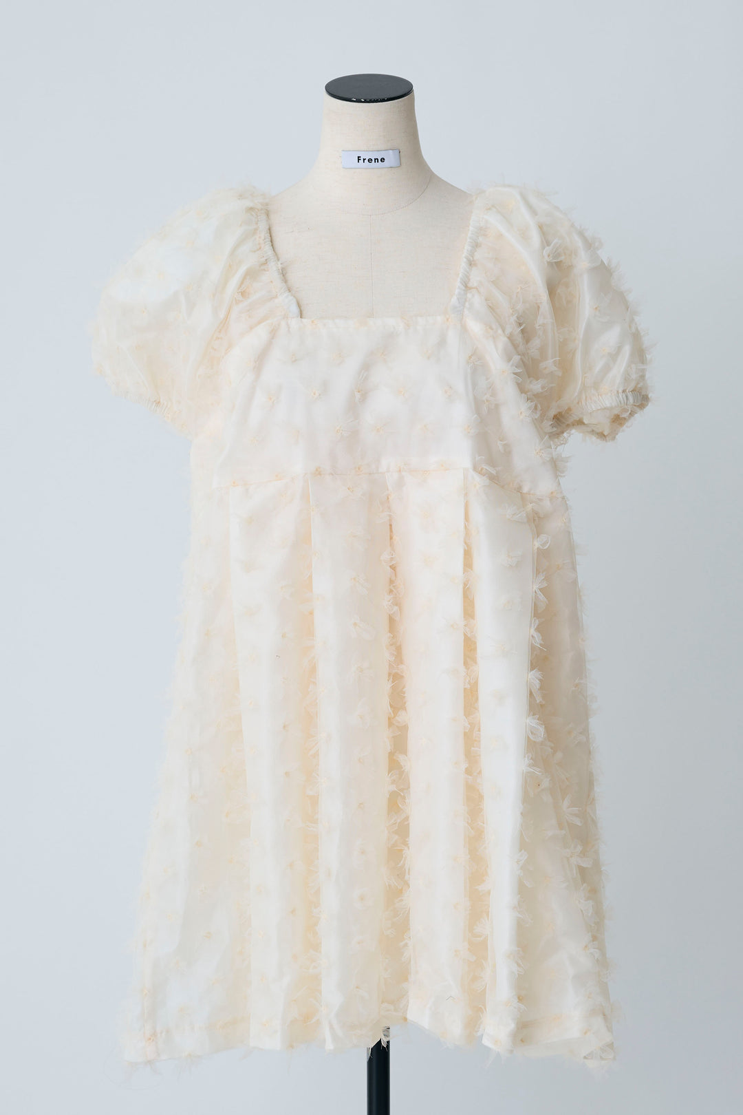 [予約]フラワージャカードパフスリーブチュニック