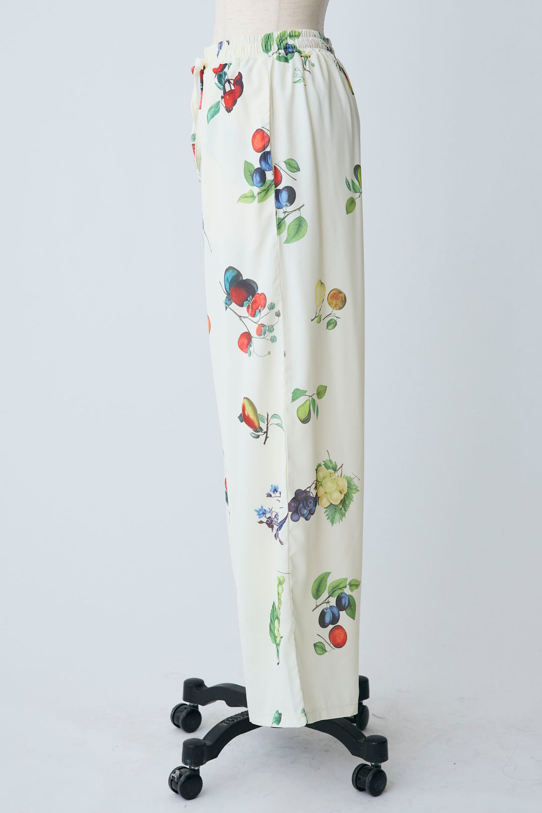 [予約]フルーツパターンストレートパンツ