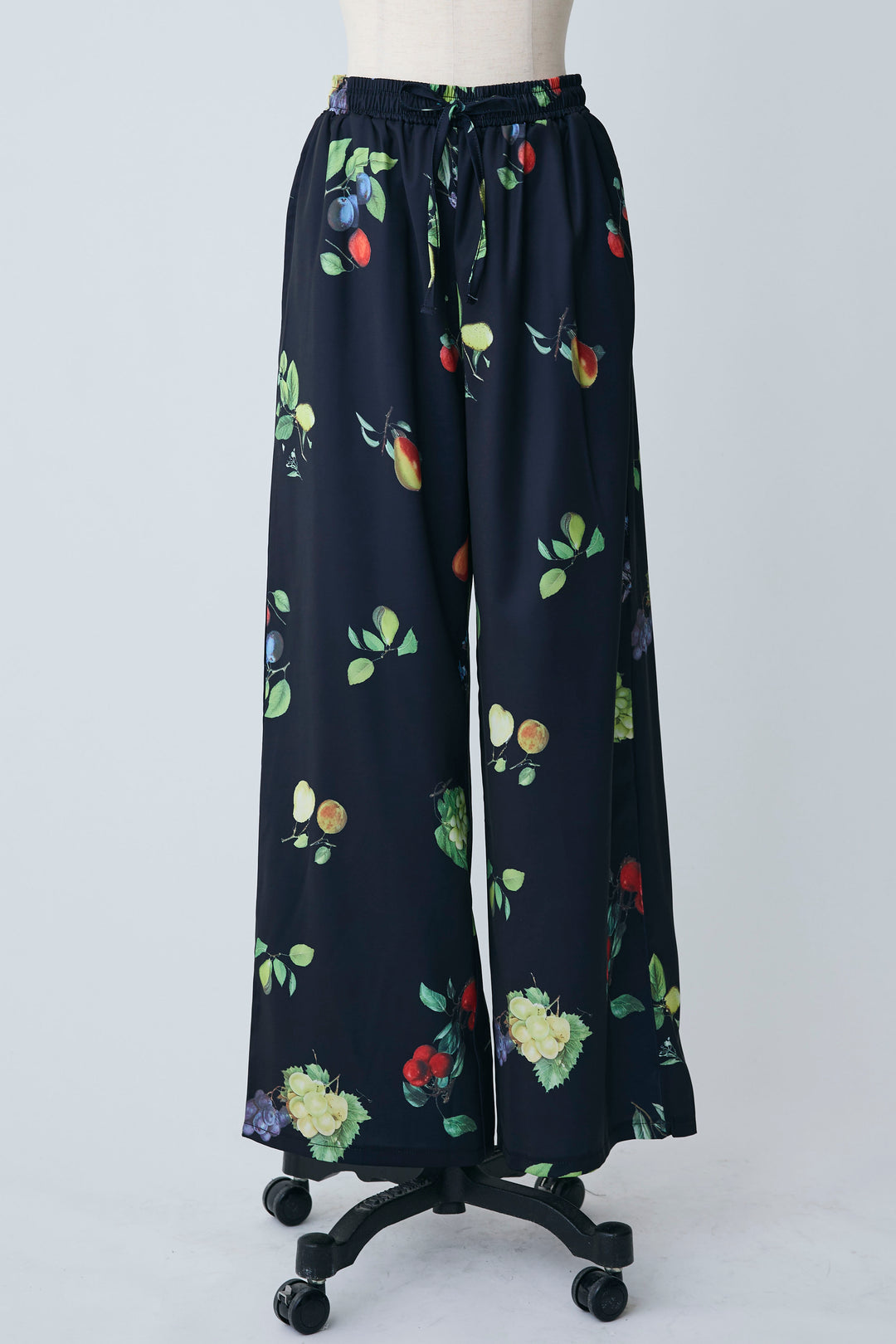 [予約]フルーツパターンストレートパンツ