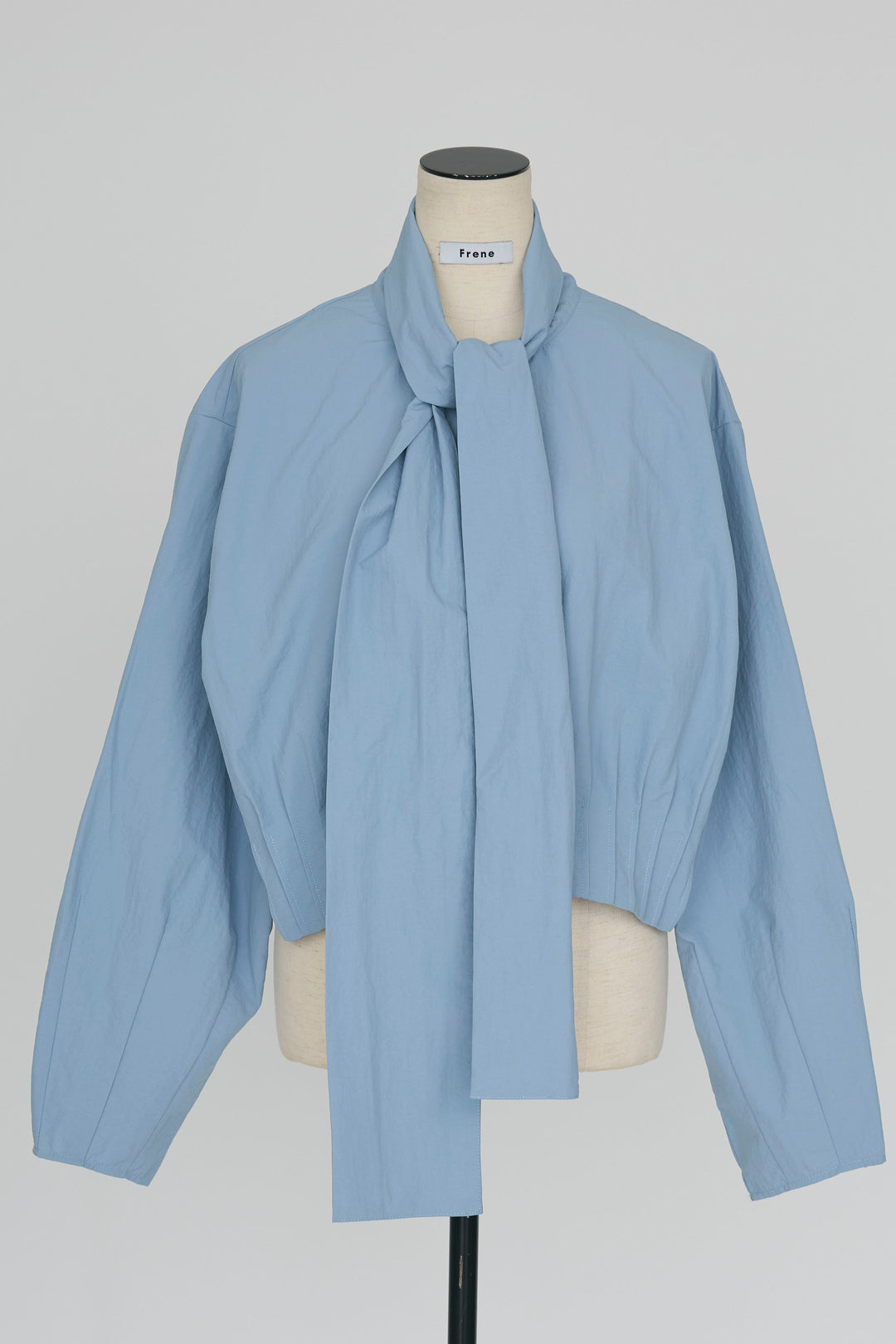 [予約]フロントファスナーヘムタックボウタイブラウス