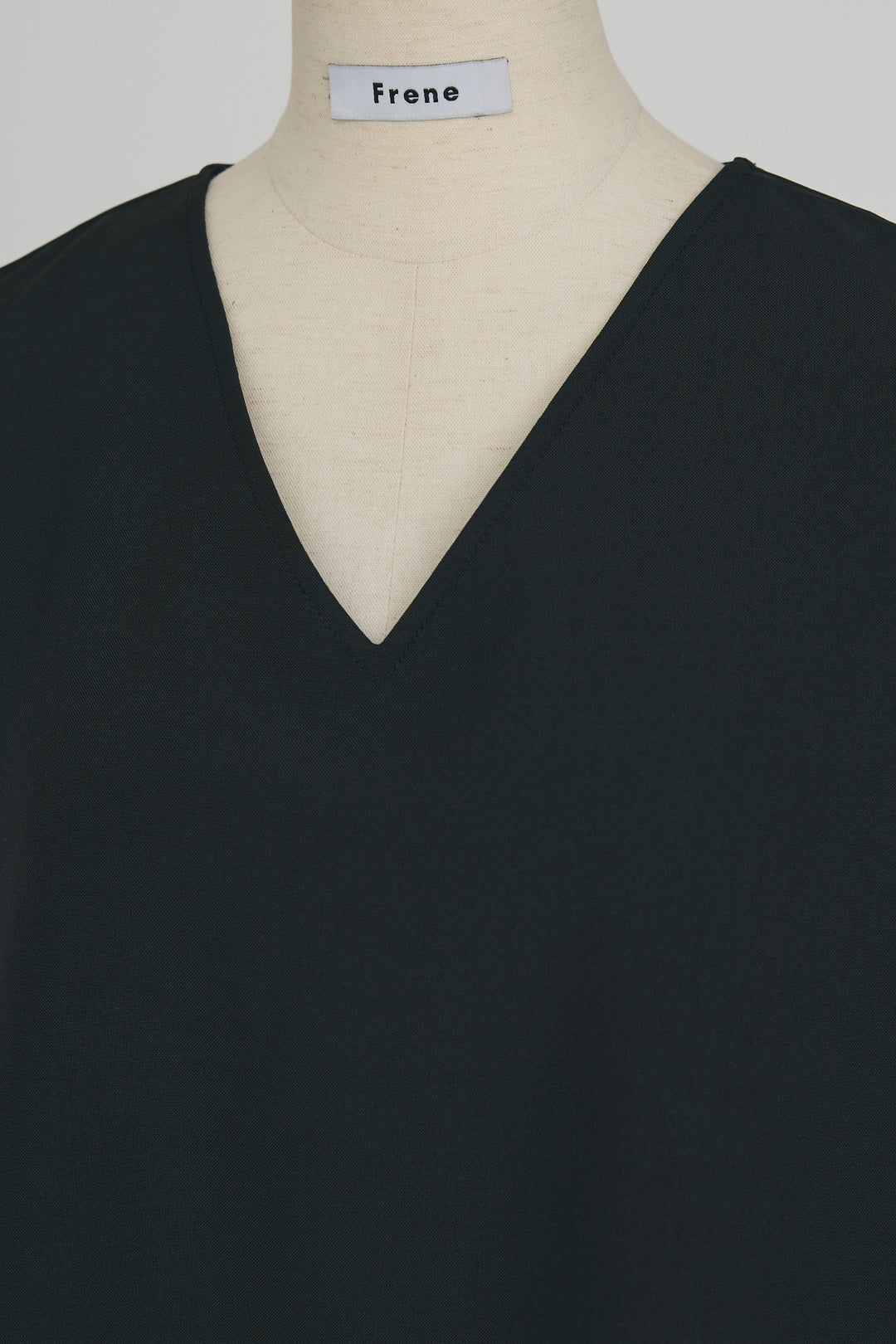 [予約]異素材フリルヘムVネックチュニック