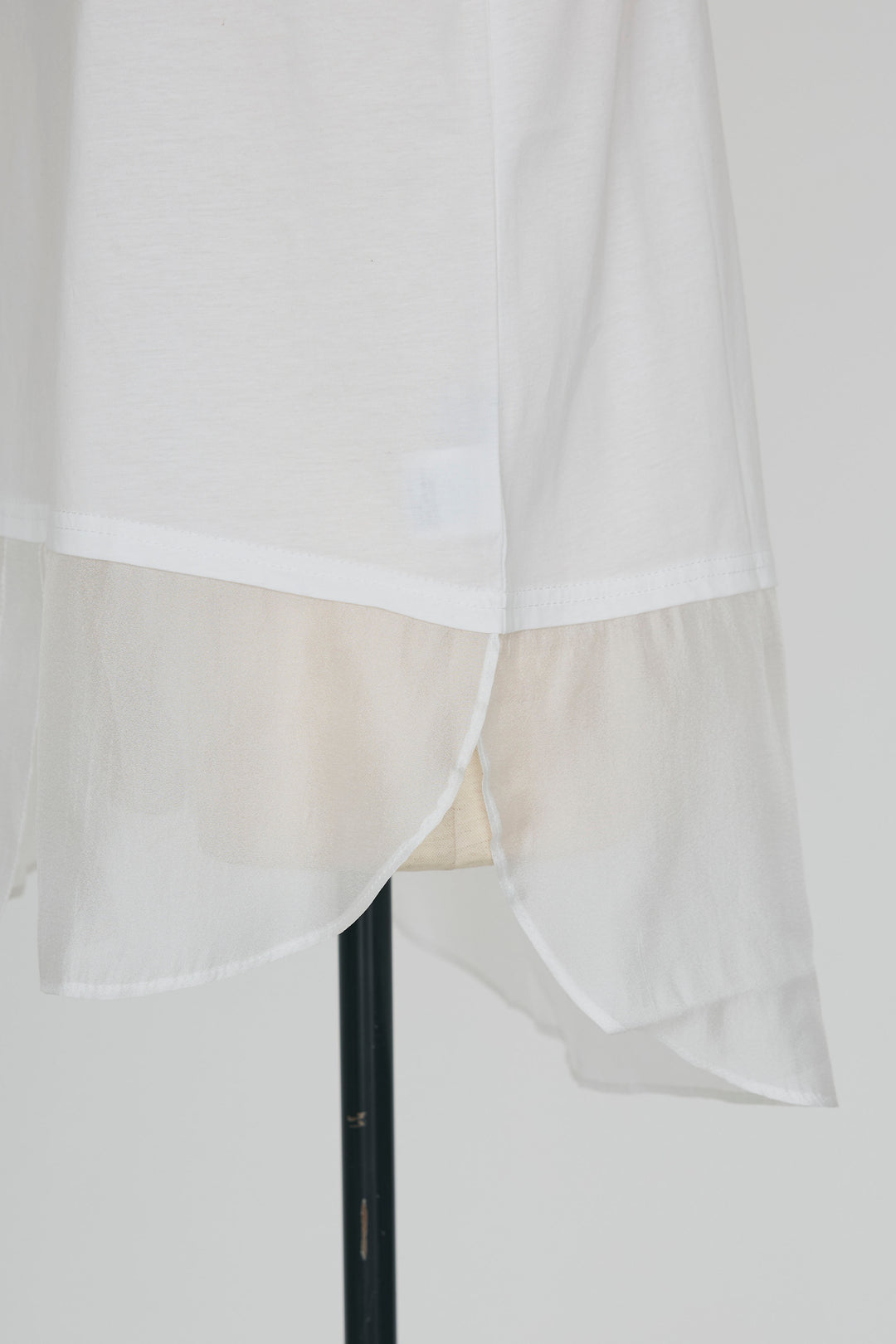 [予約]ドライタッチオーガンジー切替タンクトップ