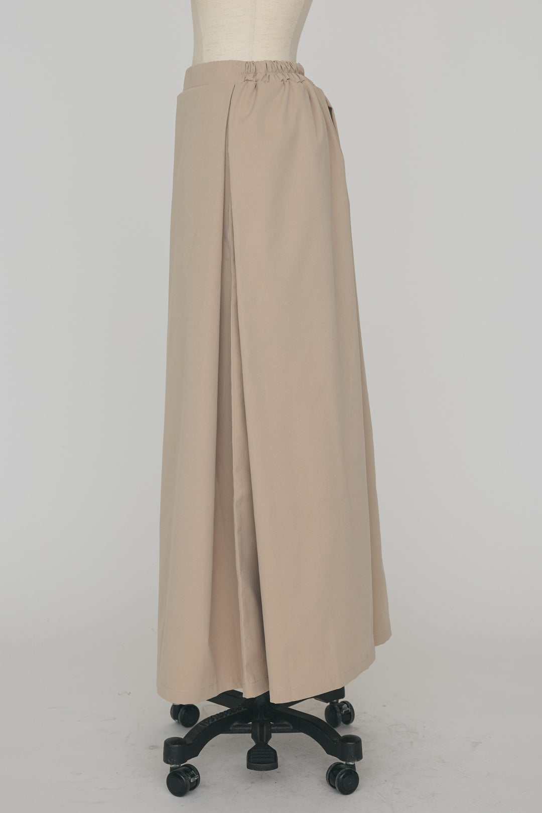 [予約]フロントサイドタックワイドパンツ