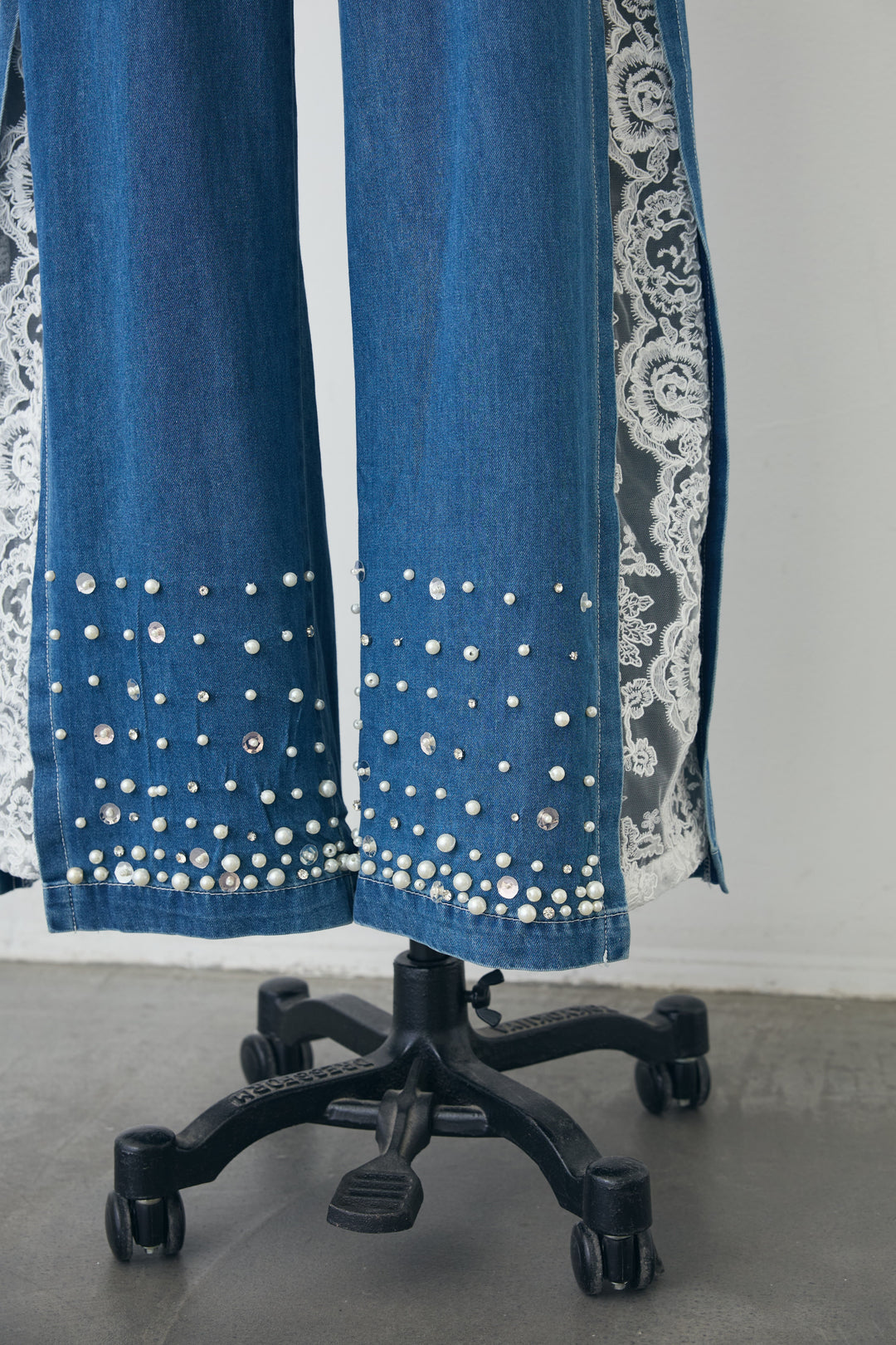 [予約]レースデコラティブパールデニムセットアップ