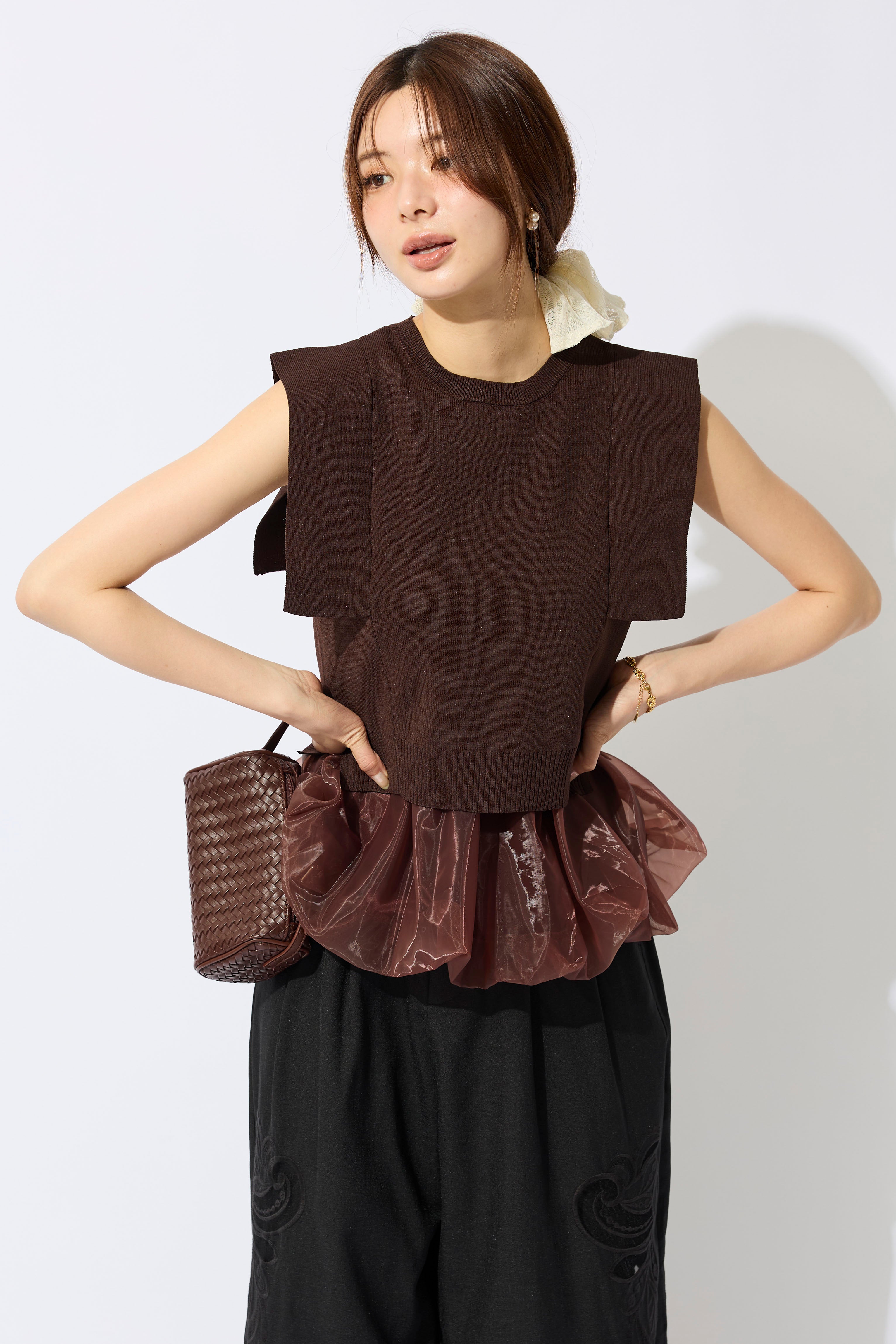 さくらもち　　完売❗️フリルギャザースリーブブラウス　ブラックfrene Shirt&Blouse – Frene