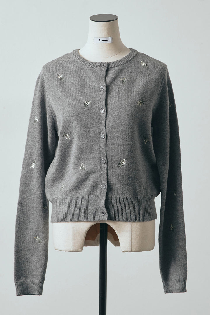 [予約]ニュアンスフラワー刺繍クロップドニットカーデ