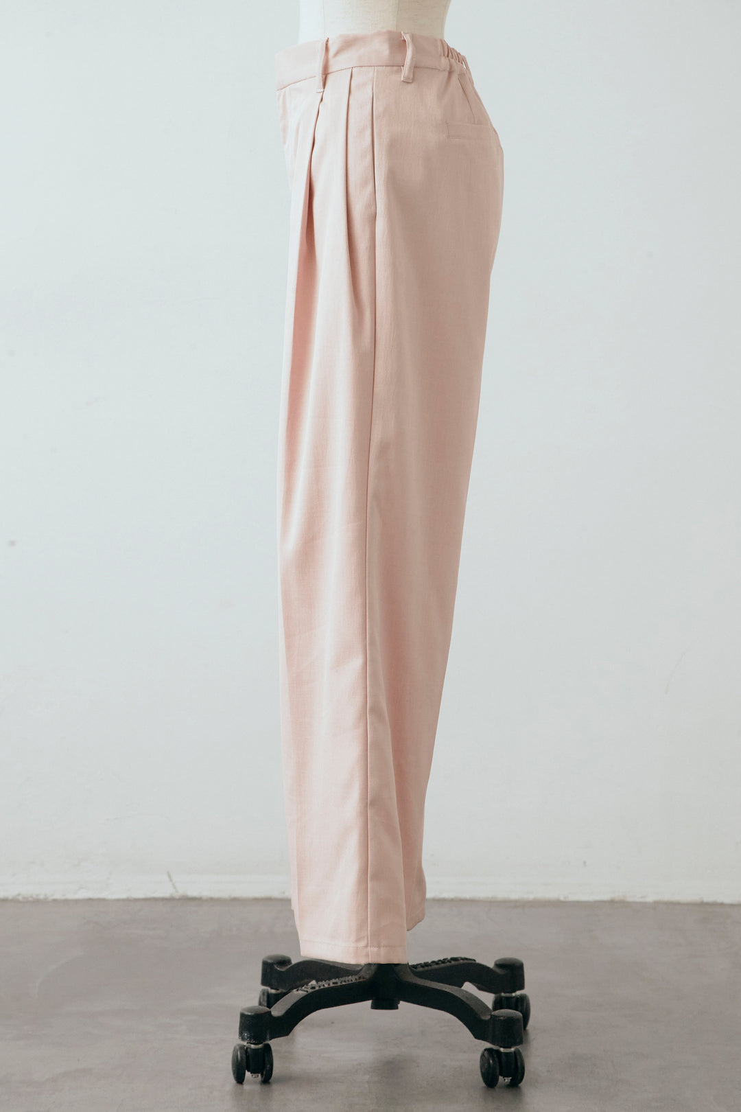 [予約]スプリングカラータックストレートパンツ