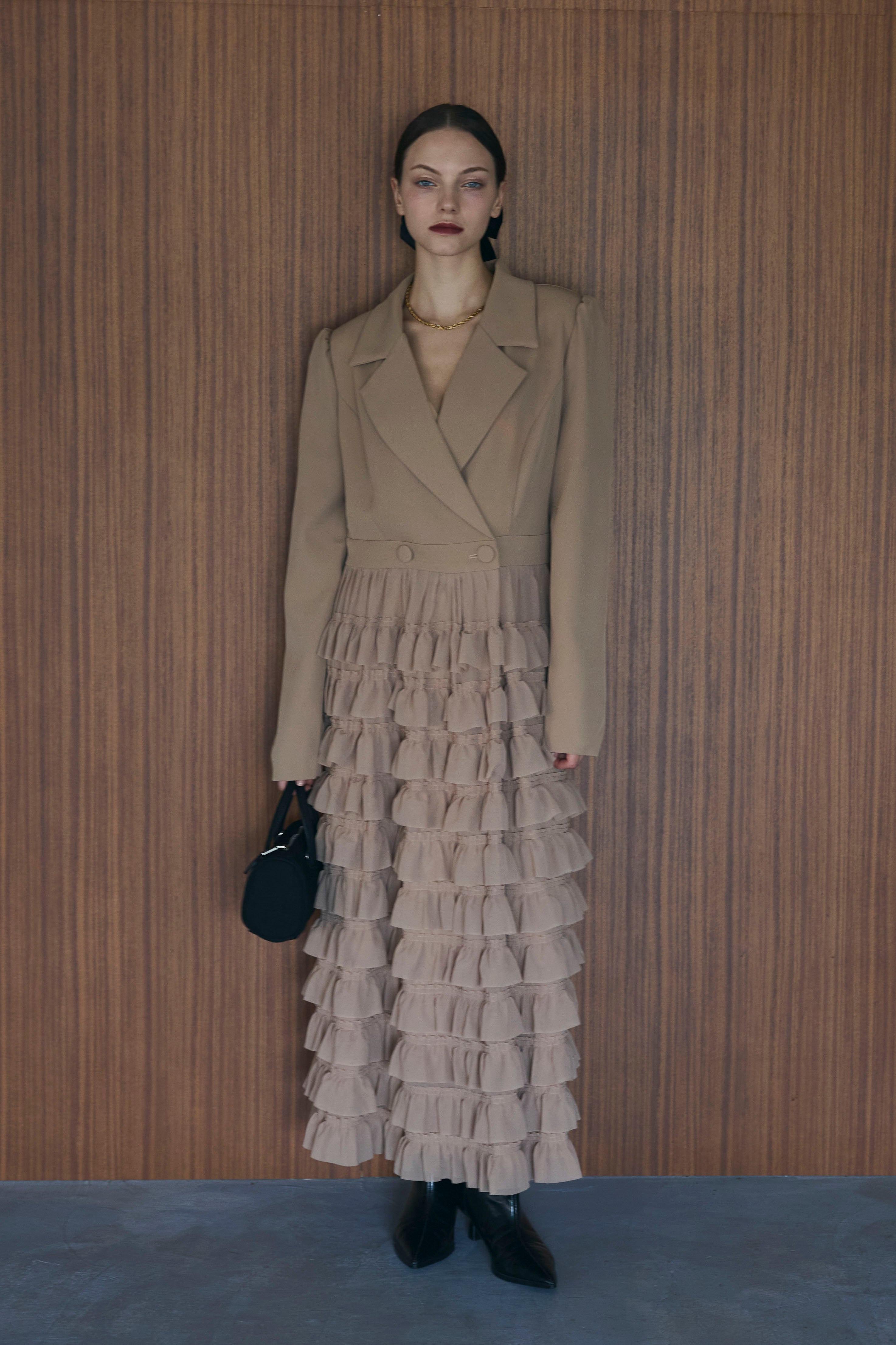 【美品！早いもの勝ち】新品・frene・ティアードチュールドッキングワンピース 予約]ティアードチュールドッキングジャケットワンピース – Frene