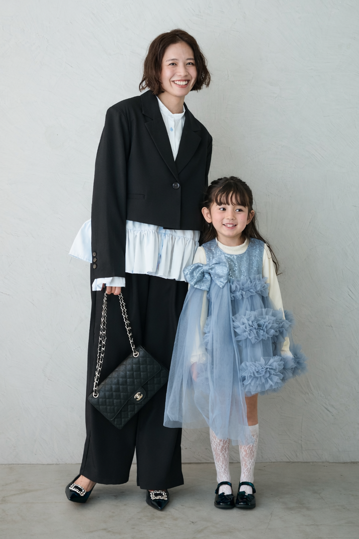 [予約/親子SET][kids]スパンコールリボンホイップチュールワンピセット+フリルヘムスリーブブラウス+クロップドマニッシュシンプルジャケット+ツイルシンプルストレートパンツ(4set)