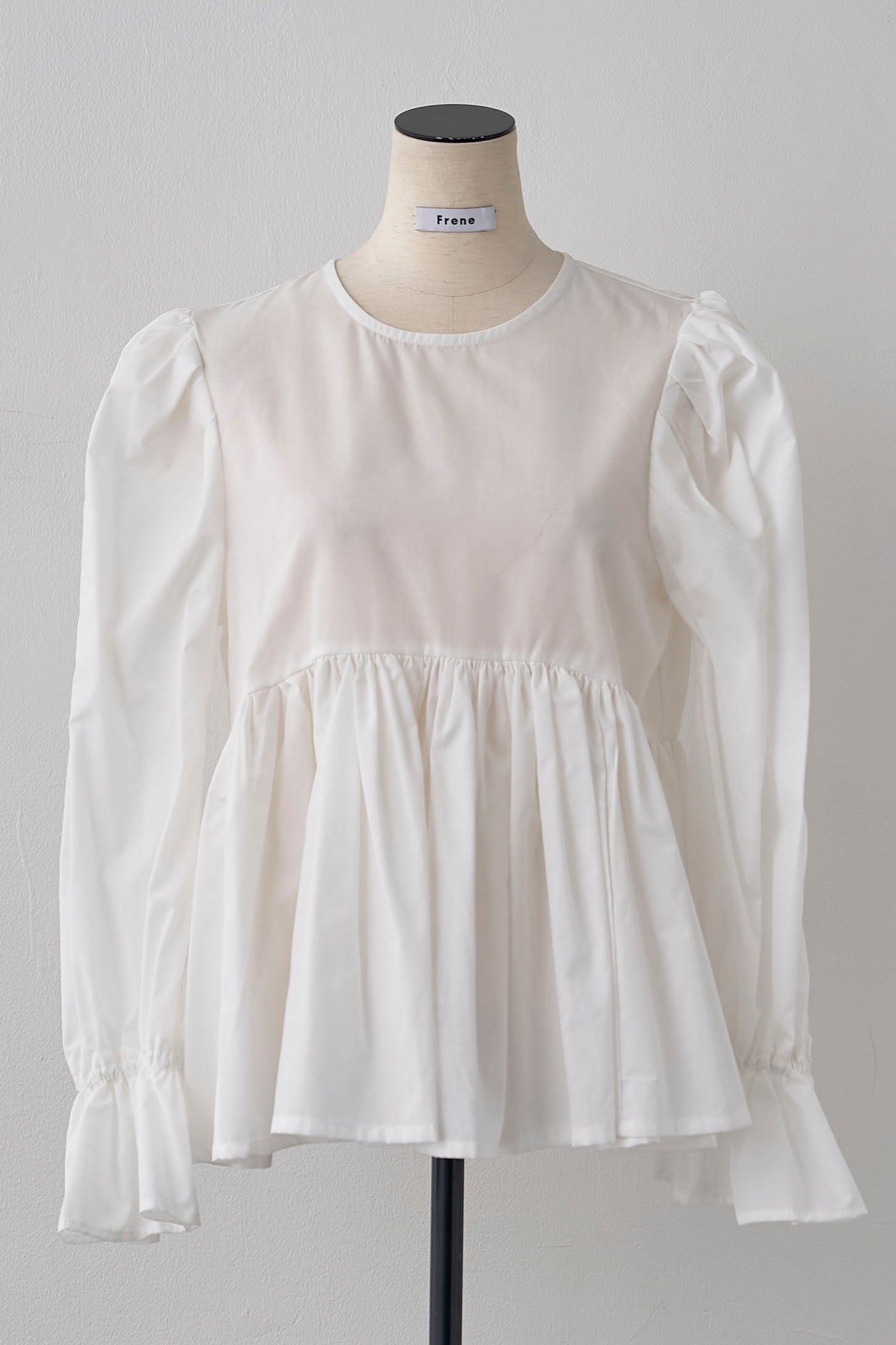 さくらもち　　完売❗️フリルギャザースリーブブラウス　ブラックfrene Shirt&Blouse – ページ – Frene