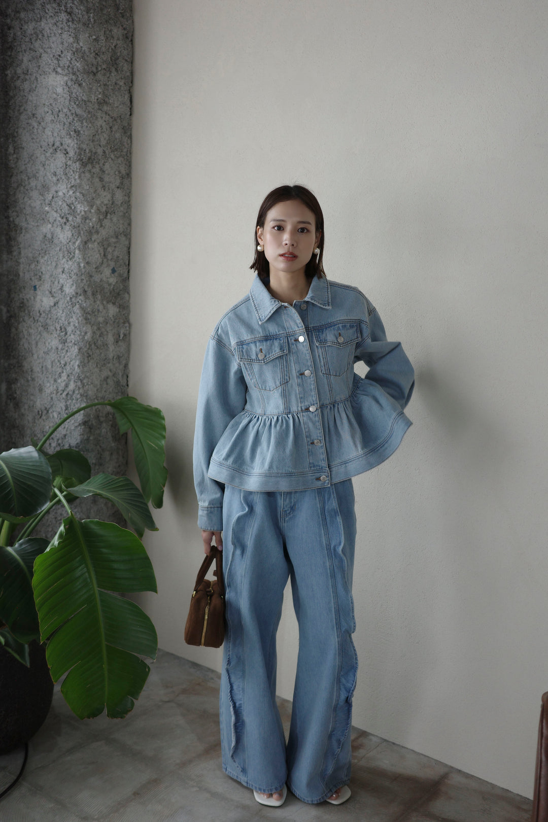 [予約/SET]ペプラムデニムジャケット+フリルウェーブデニムパンツ(2set)