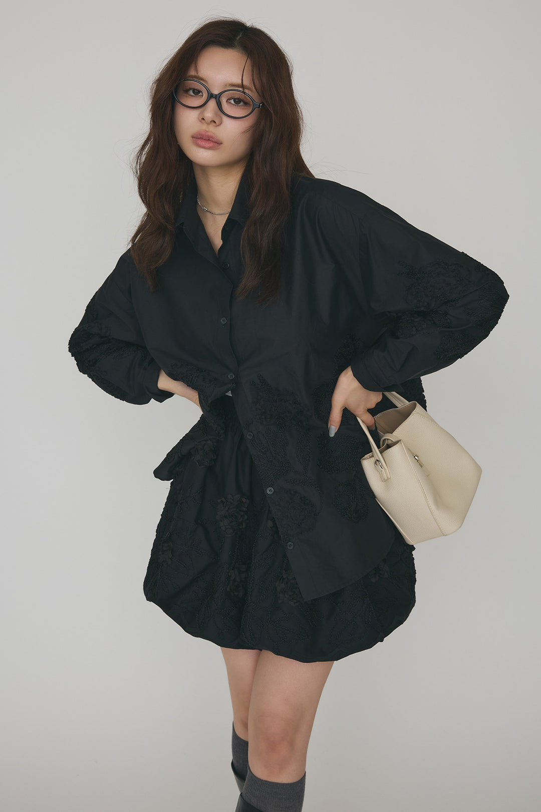 [予約]フラワー刺繍モチーフオーバーシャツ