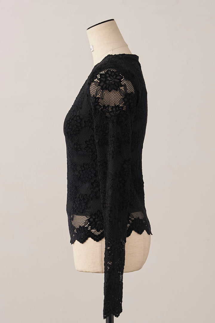 [予約]クラシカルレースVネックトップス