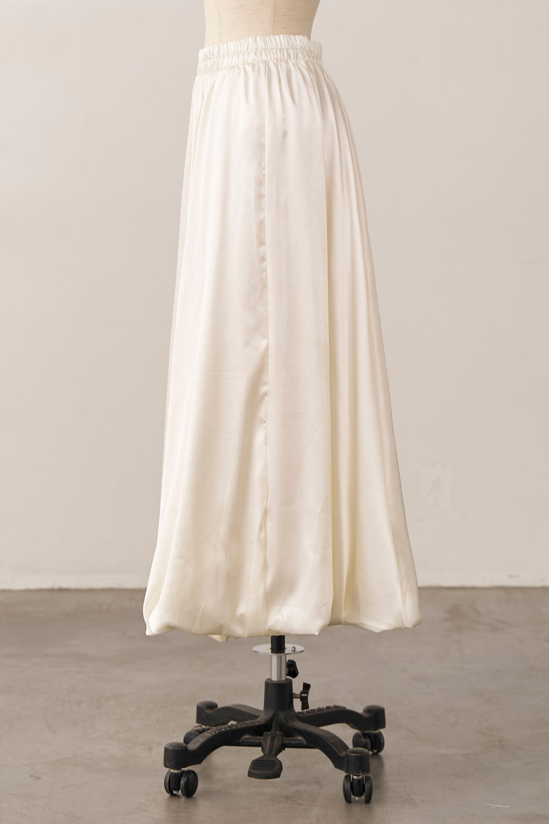 [予約]サテンシャイニーバルーンスカート