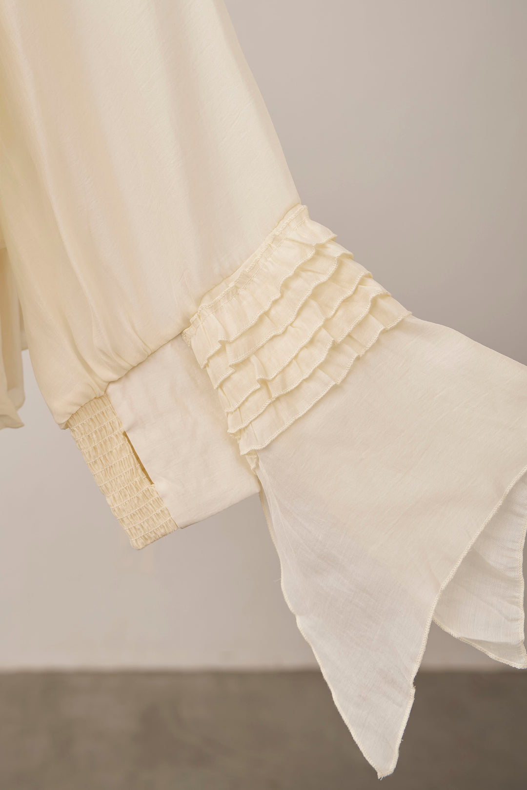 [予約]フロートフリルティアードチュニック