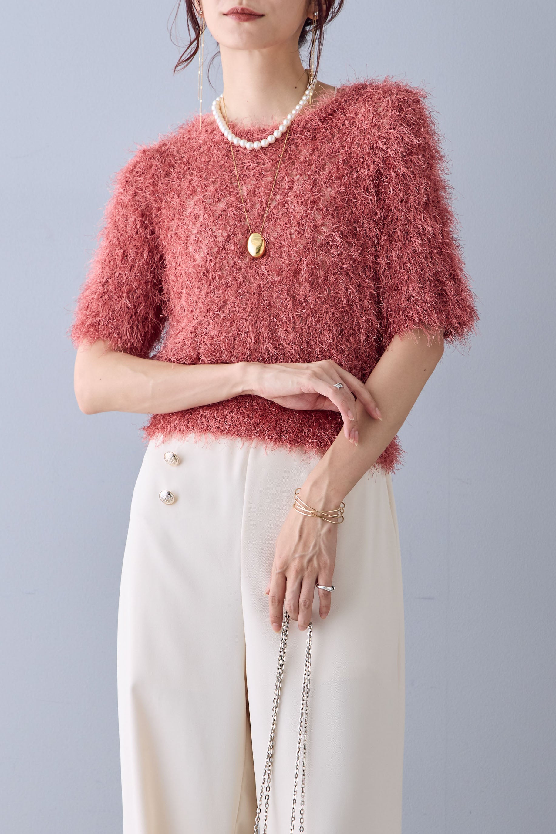 【最終値下げ!】 d.i.a. ダイヤ　ファー付きニットベアトップ セール】もちもちフード付きシャギーショートニットトップス