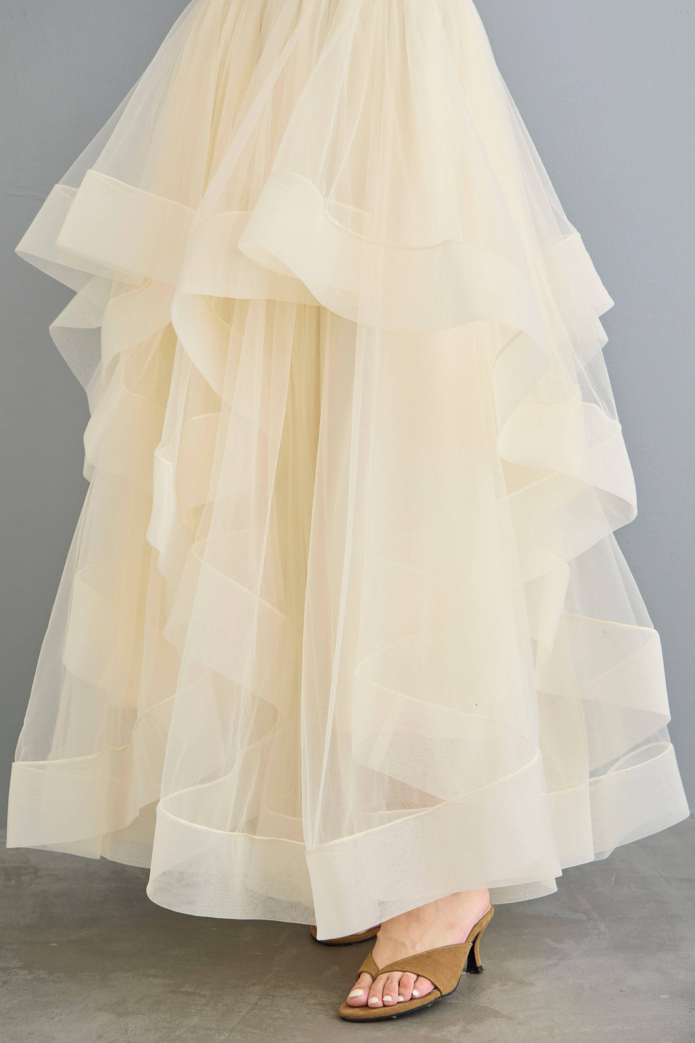 予約]ランダムフリルティアードボリュームスカート – Frene