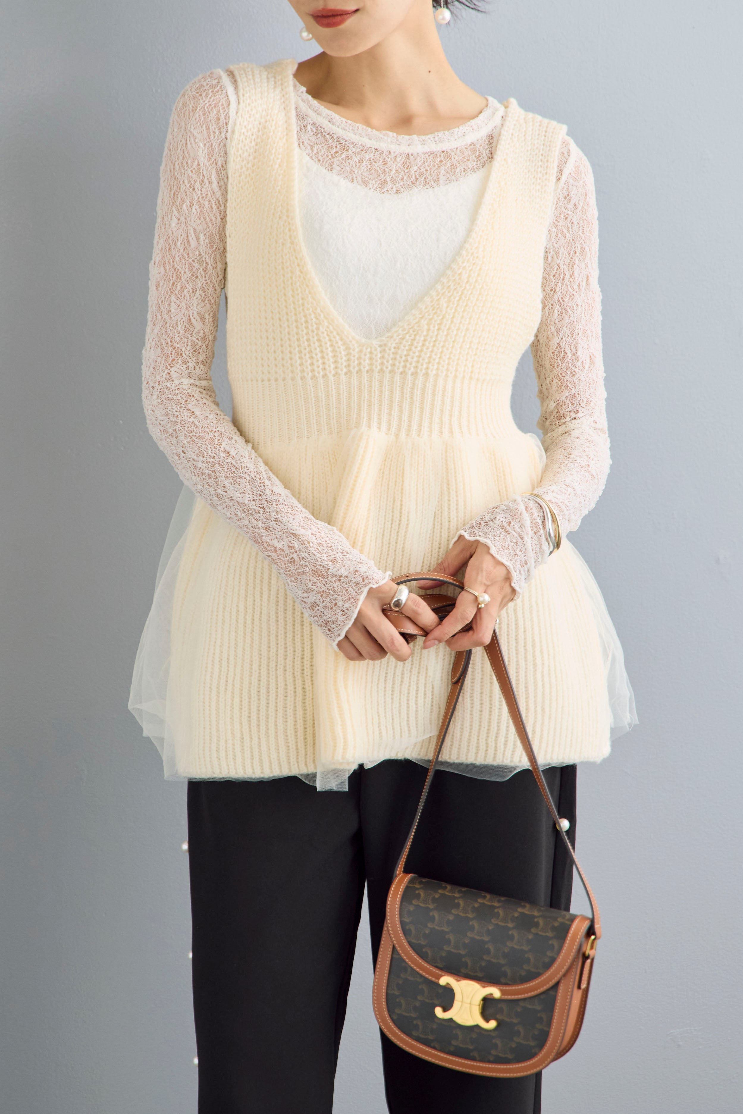 Edition ストレッチレース クルーネックトップ トゥモローランド ストレッチレース クルーネックトップ｜トゥモローランド 公式通販