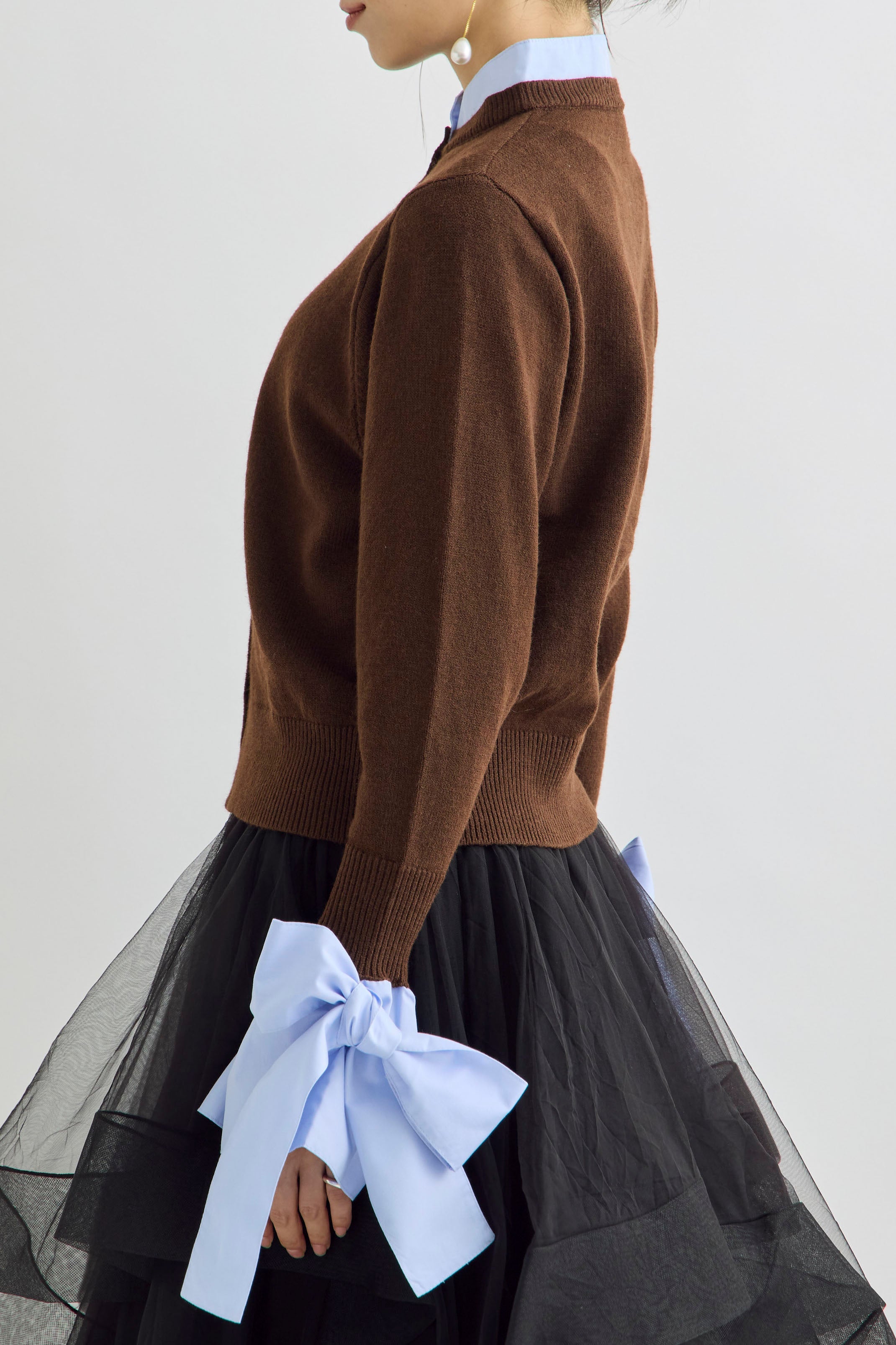 予約]BIGリボンカフスデザインニットドッキングカーデ – Frene